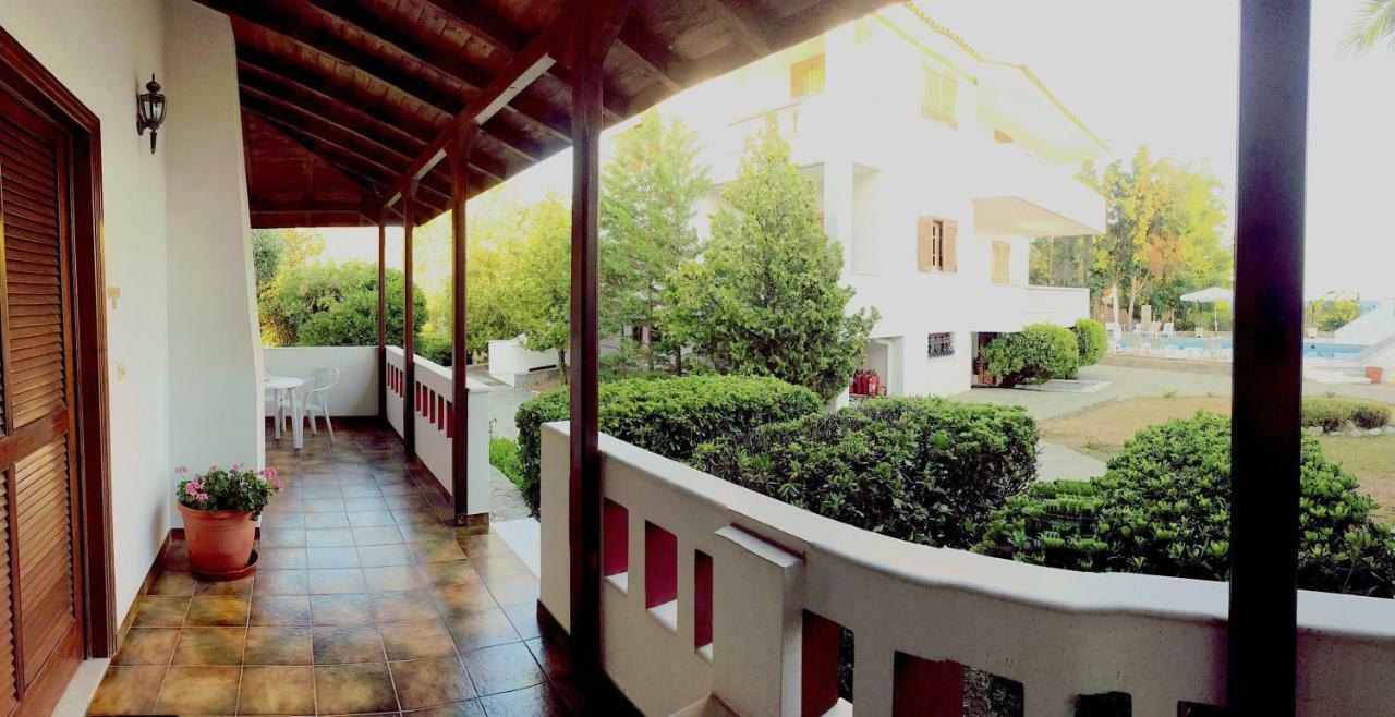 Candia House Bagian luar foto